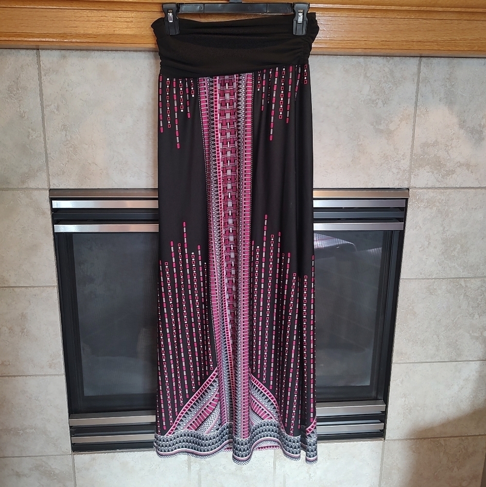 Chic Black and Pink Maxi Skirt Awesome Design!